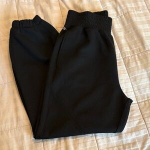 Women's Black Jogger Pants medium Abercrombie YPB